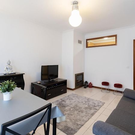 Guestready - Modern 2Br Flat In Vila Nova De Gaia ポルト エクステリア 写真