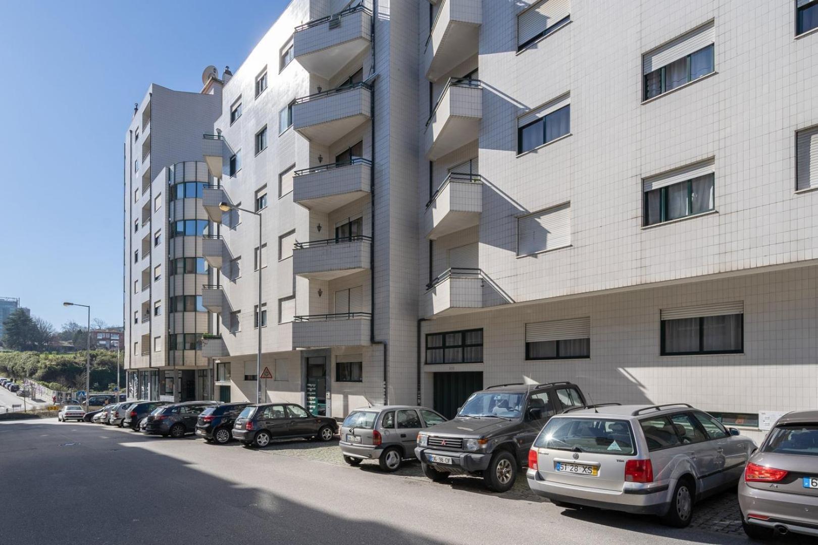 Guestready - Modern 2Br Flat In Vila Nova De Gaia ポルト エクステリア 写真
